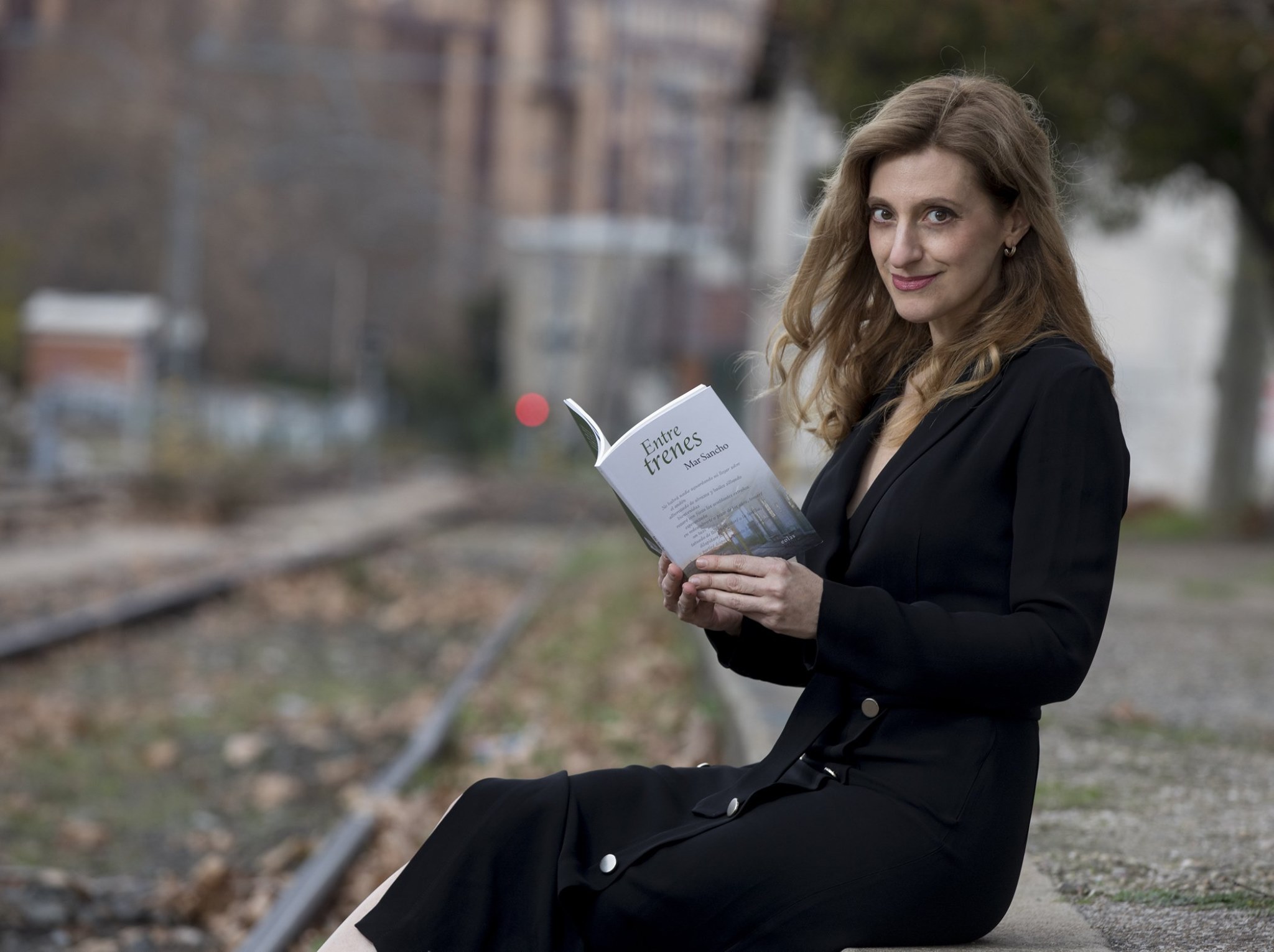 PRESENTACIÓN - Mar Sancho - "Entre trenes" Ediciones Eolas