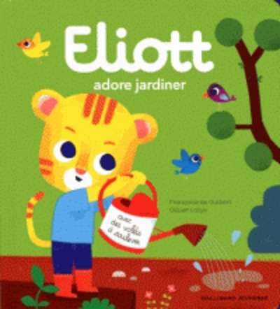 Eliott adore jardiner