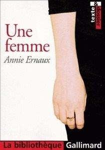 Une femme