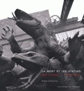 La mort et les statues