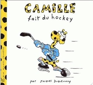 Camille fait du hockey