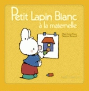 Petit lapin blanc à la maternnelle