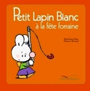 Petit Lapin Blanc à la fête foraine