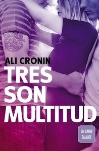Girl heart boy 4. Tres son multitud