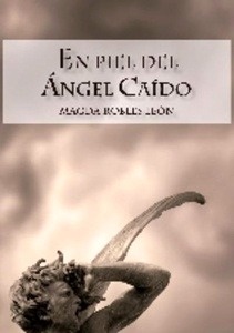 En pie del ángel caído