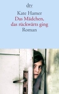 Das Mädchen, das rückwärts ging