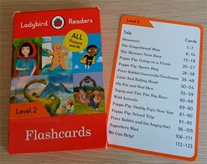 LADYBIRD READERS LEVEL 2 FLASHCARDS (LB)